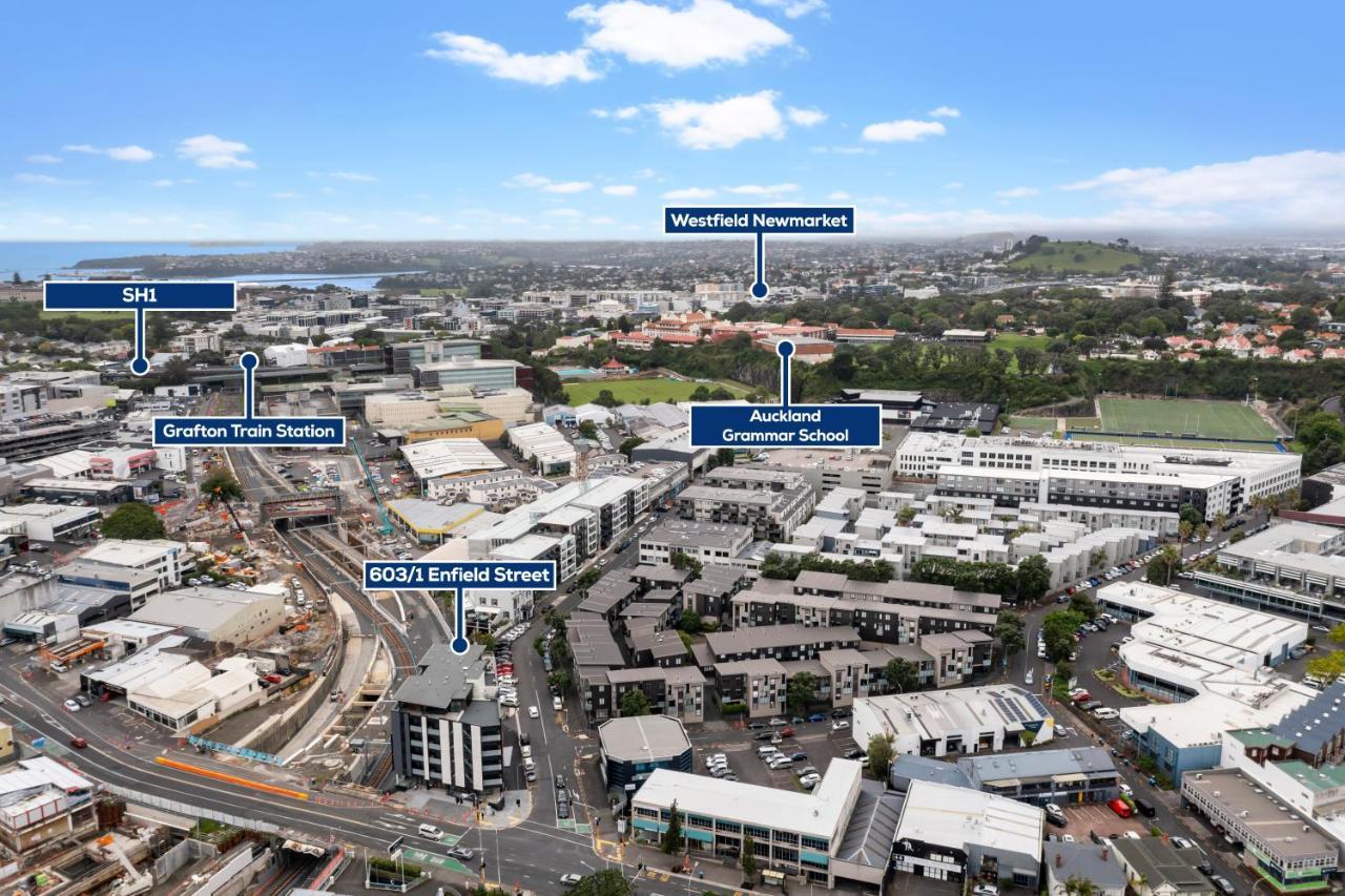Enfield Sky - Brand New Luxury Penthouse Lägenhet Auckland Exteriör bild